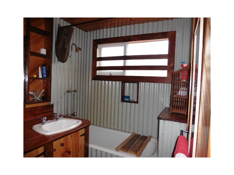 11 Stoke Street, Branxholm TAS 7261