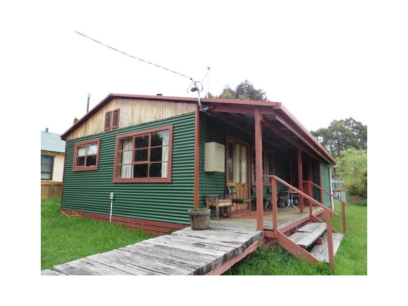 11 Stoke Street, Branxholm TAS 7261