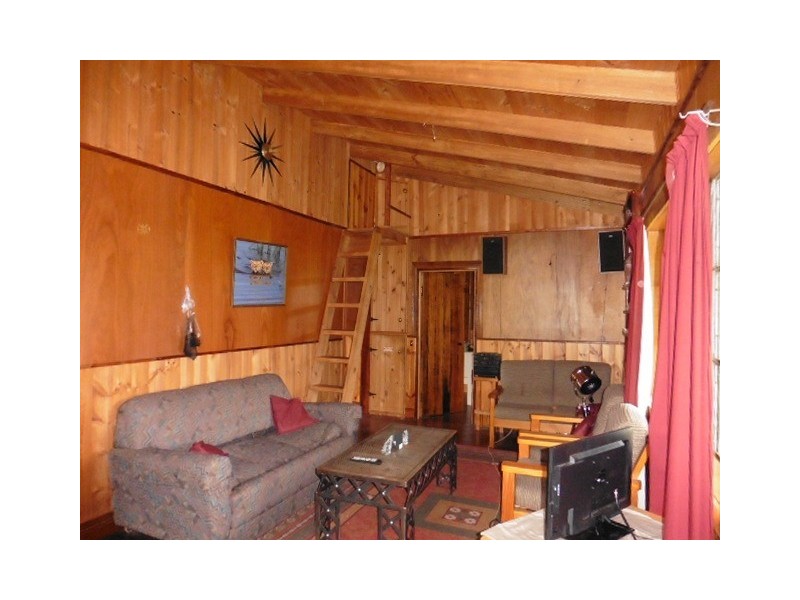 11 Stoke Street, Branxholm TAS 7261