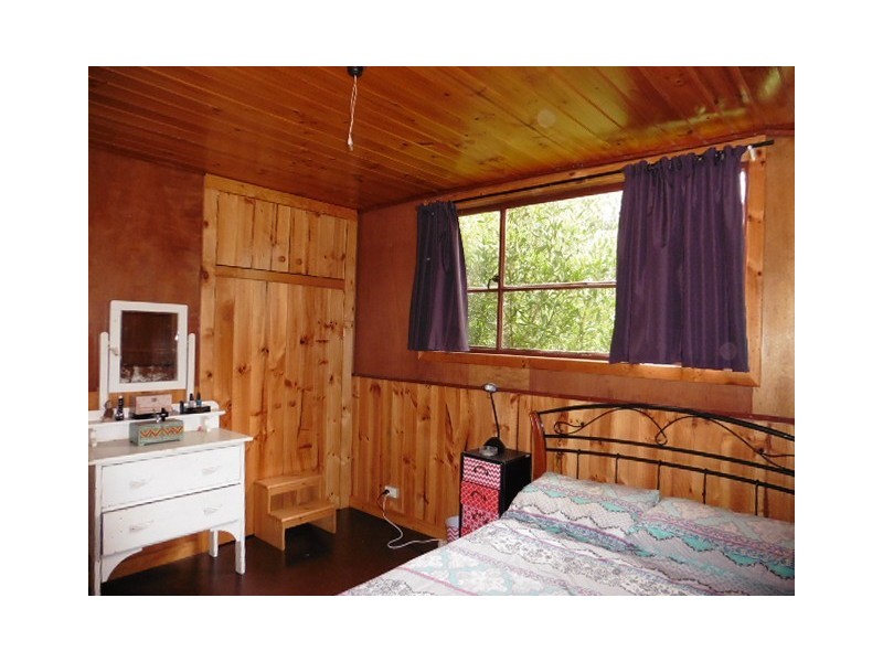 11 Stoke Street, Branxholm TAS 7261