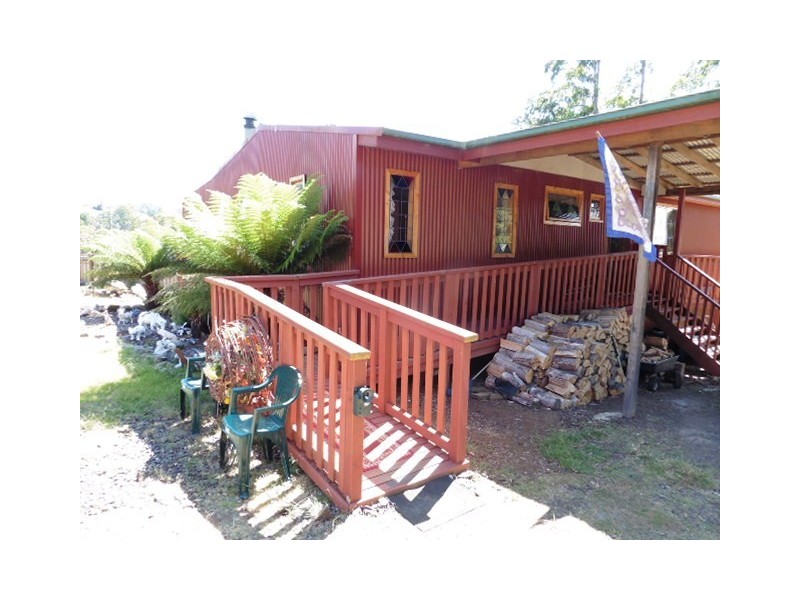 ** Mutual Road, Derby TAS 7264