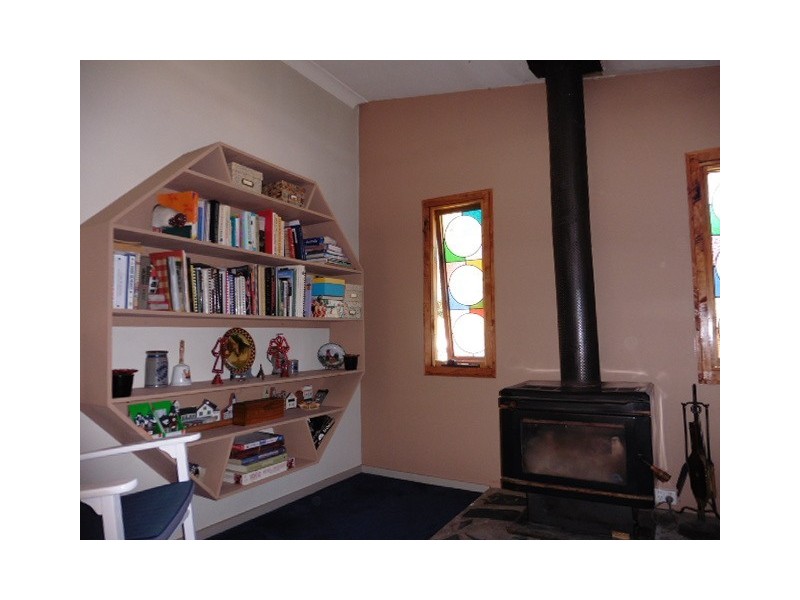 ** Mutual Road, Derby TAS 7264