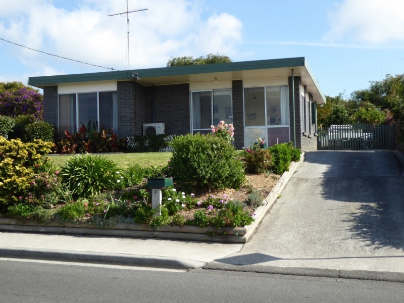24 Emma Street, Bridport TAS 7262