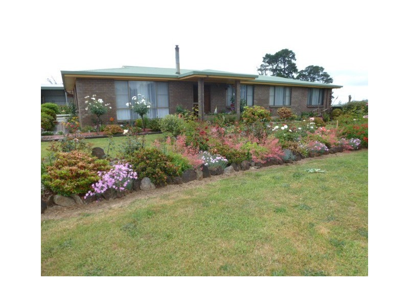 ** Racecourse Road, Winnaleah TAS 7265