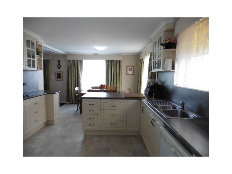 ** Racecourse Road, Winnaleah TAS 7265