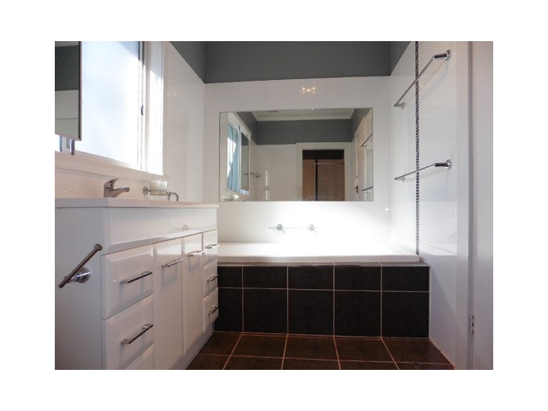 ** Bridport Road, Scottsdale TAS 7260