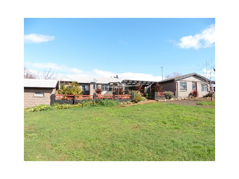 ** Bridport Road, Scottsdale TAS 7260