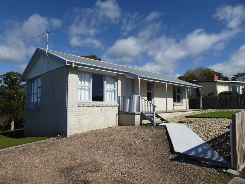 9 Murray Street, Bridport TAS 7262