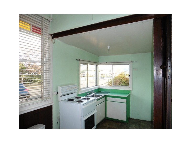 4 Hedley Street, Scottsdale TAS 7260