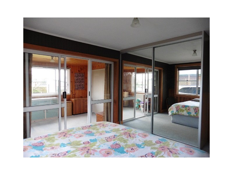 6 Christopher Street, Scottsdale TAS 7260