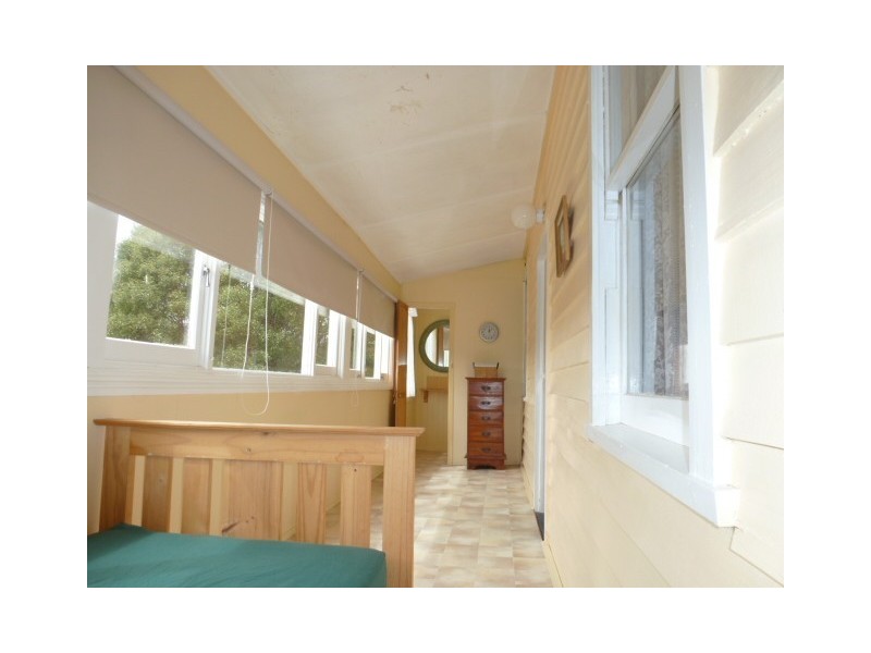 9-10 Christopher Street, Derby TAS 7264