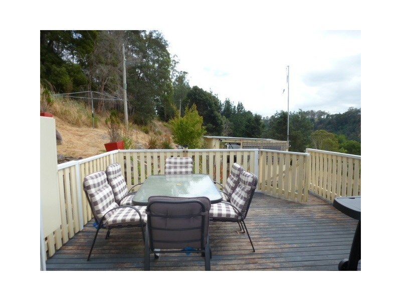 9-10 Christopher Street, Derby TAS 7264