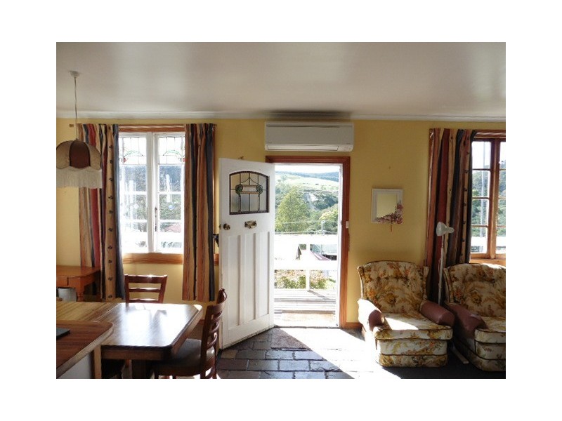 64 Main Street, Derby TAS 7264