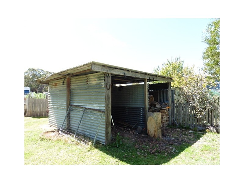 ** Gladstone Road, South Mount Cameron TAS 7264