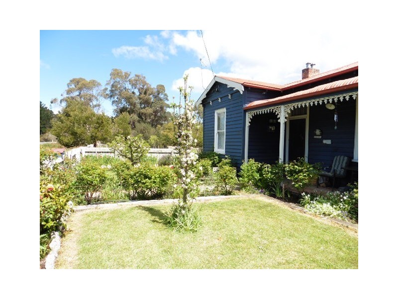 ** Gladstone Road, South Mount Cameron TAS 7264