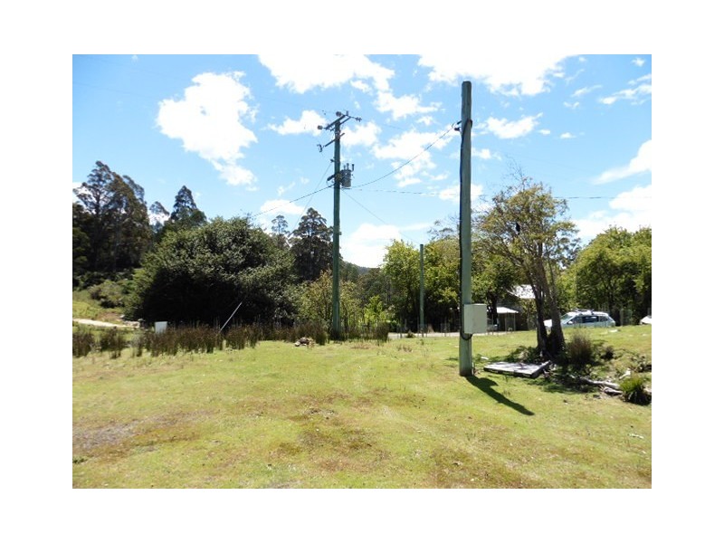 * Lottah Road, Lottah, Weldborough TAS 7264
