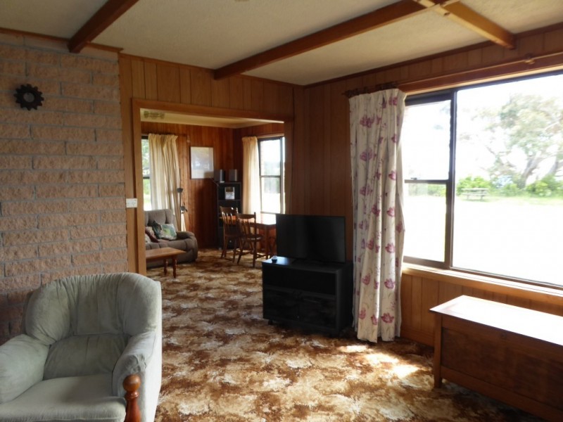 11 Morgan Esplanade, Tomahawk TAS 7262
