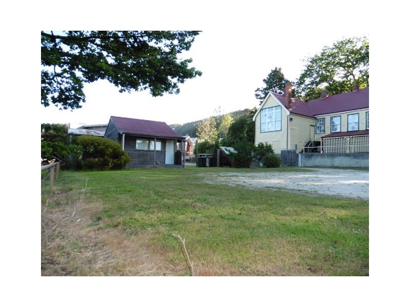 55 Main Street, Derby TAS 7264