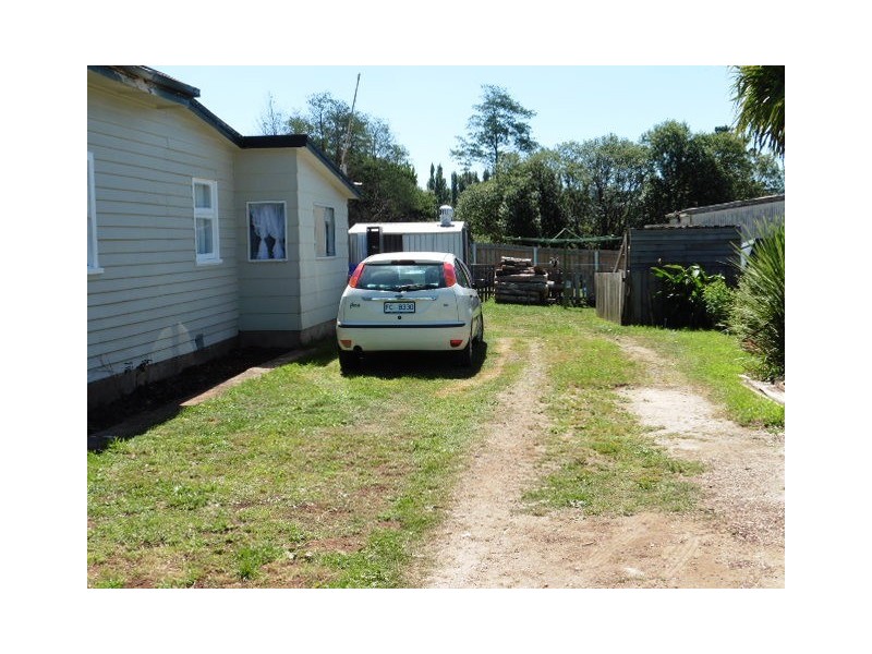 5 Diprose Street, Legerwood TAS 7263