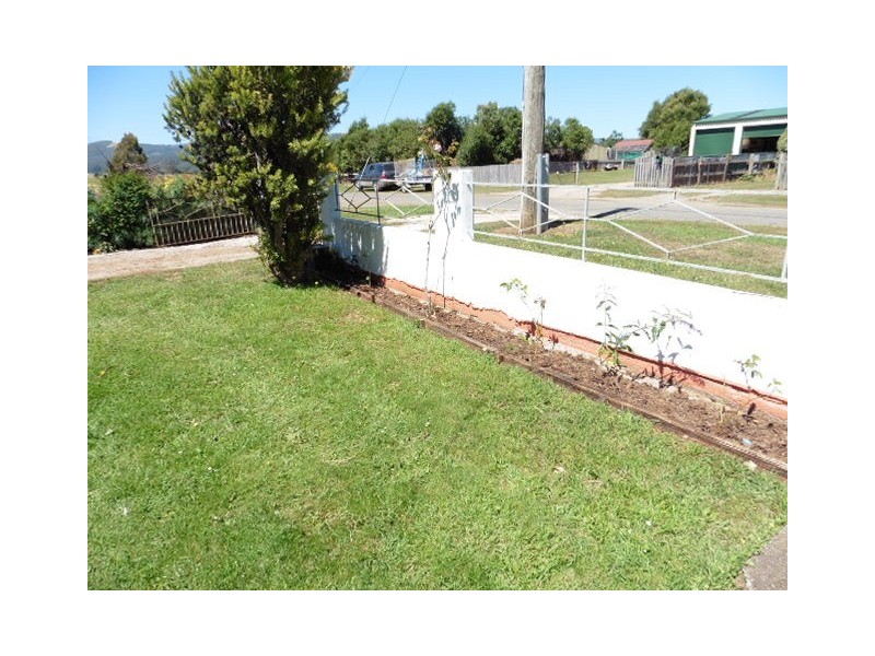 5 Diprose Street, Legerwood TAS 7263