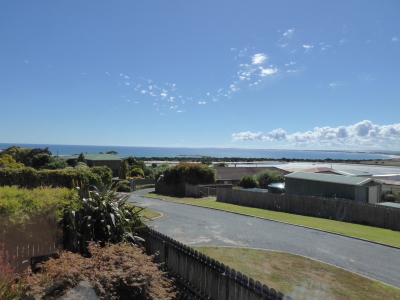 14 Louisa Street, Bridport TAS 7262