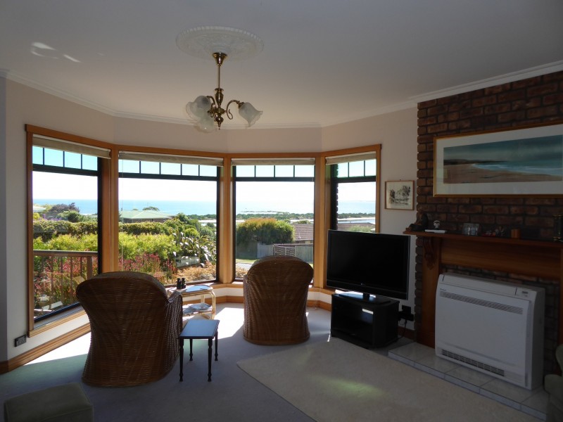 14 Louisa Street, Bridport TAS 7262