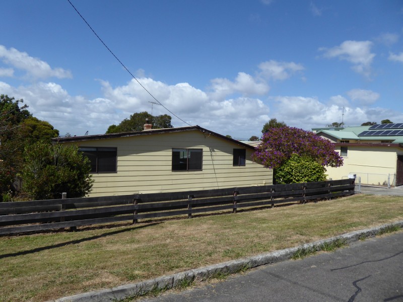 3 Albert Street, Bridport TAS 7262