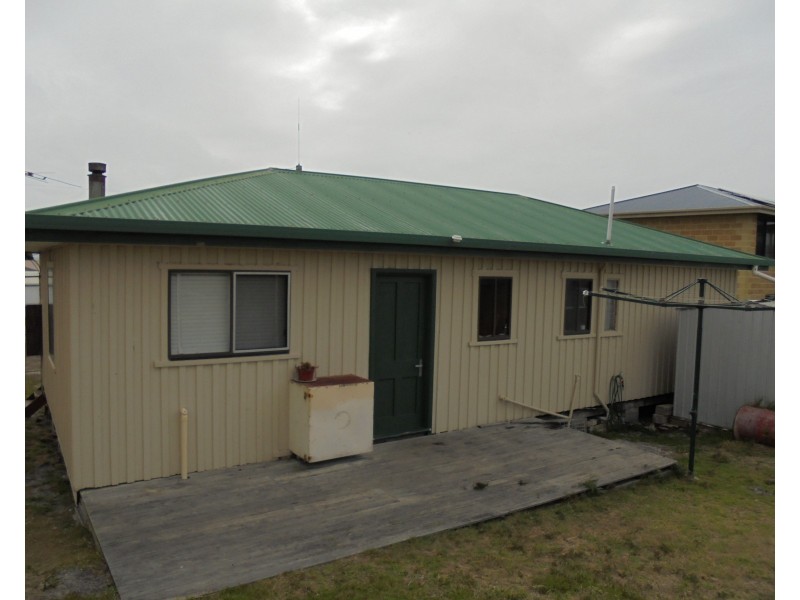 96 Main Street, Musselroe Bay TAS 7264