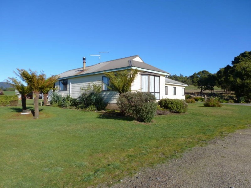 33317 Tasman Highway, Legerwood TAS 7263