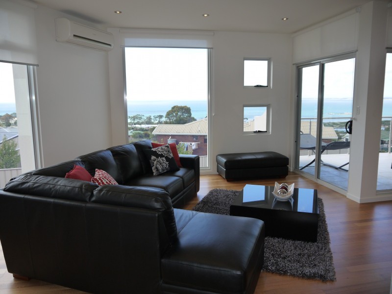 2/5a Clarke Street, Bridport TAS 7262