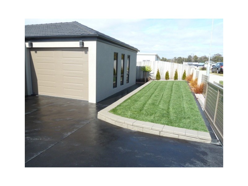 1/3 Flinders Lane, Bridport TAS 7262