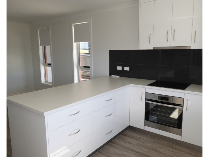 16 Therese Street, Bridport TAS 7262