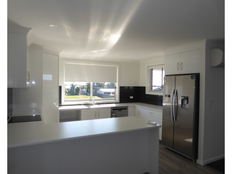 16 Therese Street, Bridport TAS 7262
