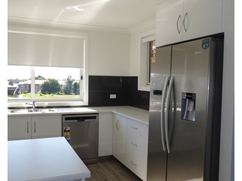 16 Therese Street, Bridport TAS 7262