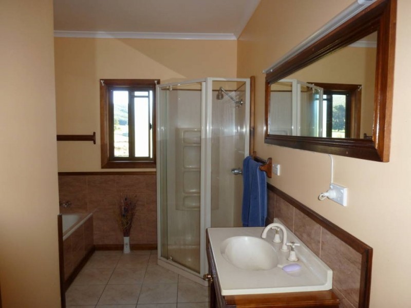 33317 Tasman Highway, Legerwood TAS 7263