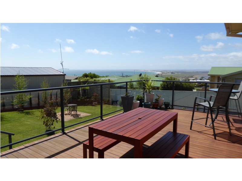 4 Andrews Place, Bridport TAS 7262