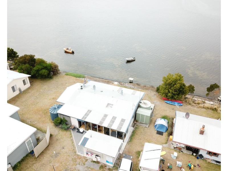 1 Hakea Street, Ansons Bay TAS 7216