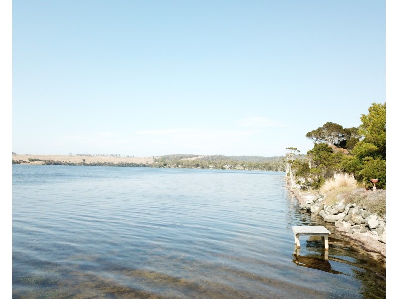 1 Hakea Street, Ansons Bay TAS 7216
