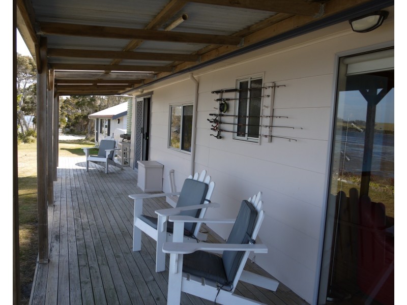 1 Hakea Street, Ansons Bay TAS 7216