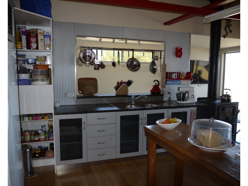 1 Hakea Street, Ansons Bay TAS 7216