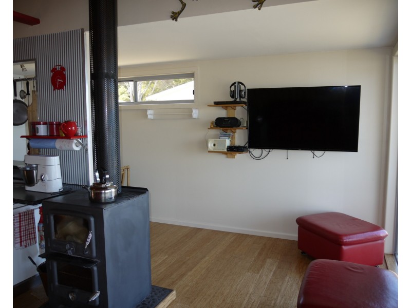 1 Hakea Street, Ansons Bay TAS 7216