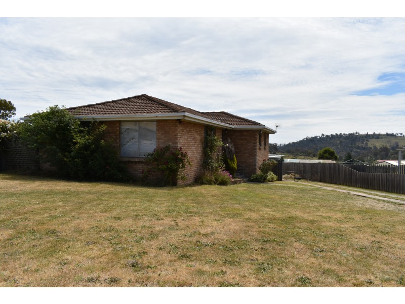 6 Blackwood Drive, Rocherlea TAS 7248