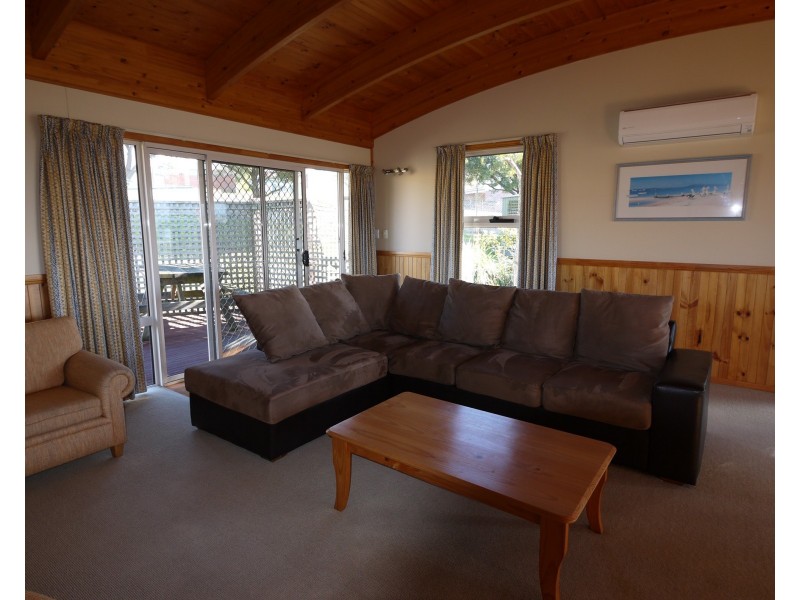 6/35 Main Street, Bridport TAS 7262