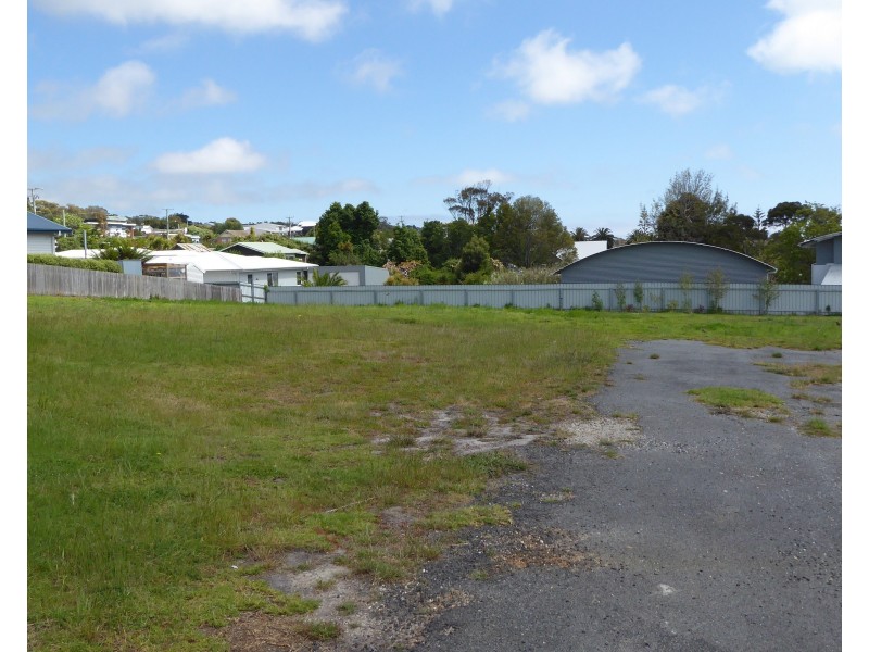 8 Main Street, Bridport TAS 7262