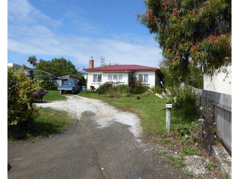 97 – 99 Main Street, Bridport TAS 7262