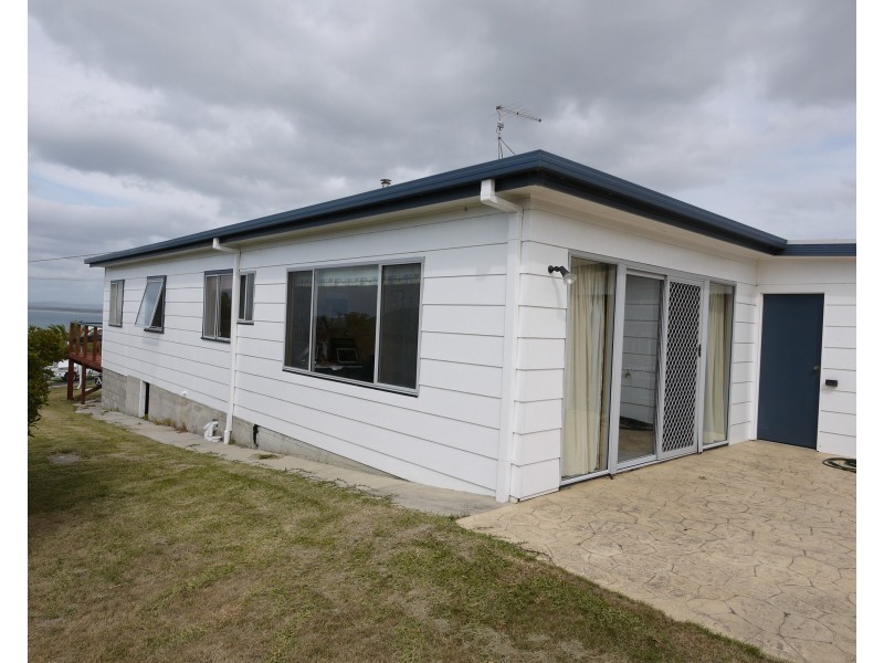 27 Richard Street, Bridport TAS 7262
