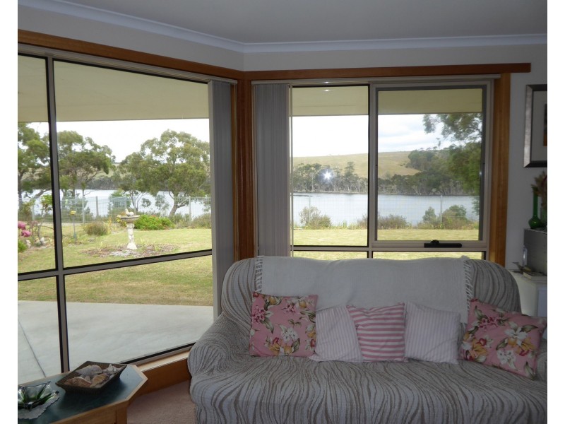 8 Blackwood Court, Ansons Bay TAS 7216