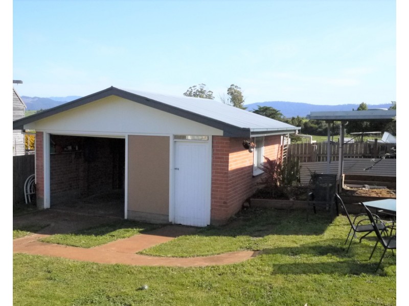 16 Ada Street, Scottsdale TAS 7260