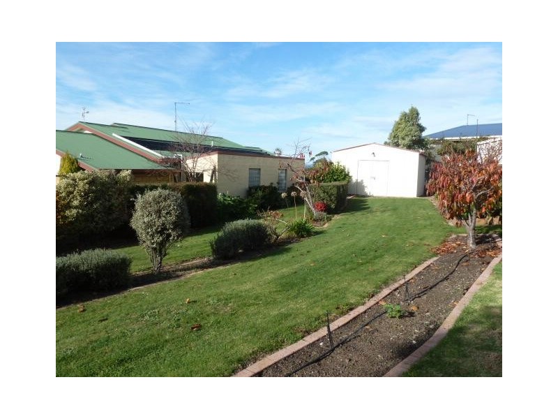 21 Barnett Crescent, Bridport TAS 7262