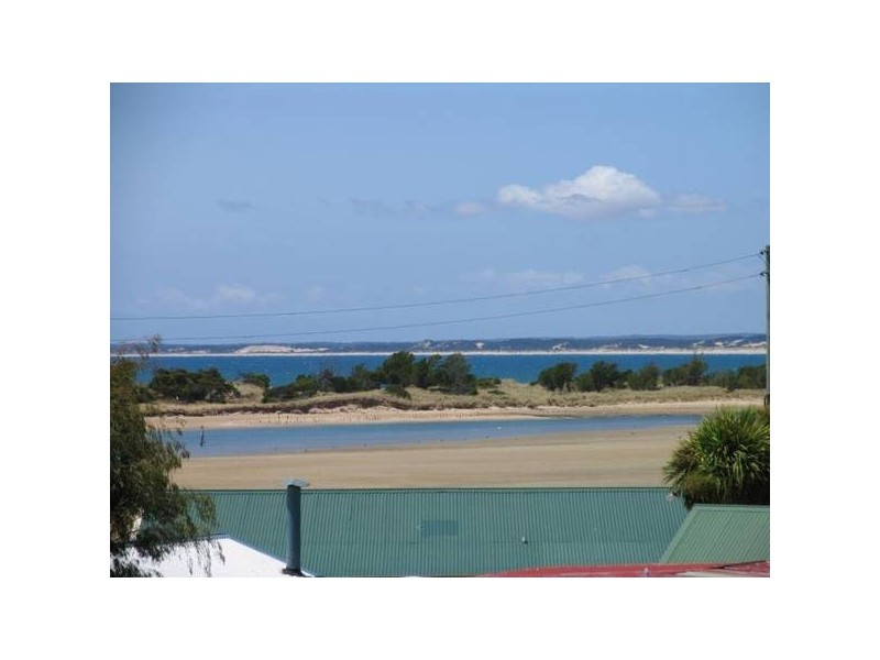 17 Elizabeth STREET, Bridport TAS 7262